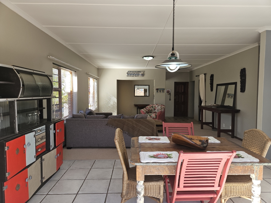 3 Bedroom Property for Sale in Wavecrest Eastern Cape
